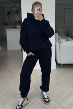 Laden Sie das Bild in den Galerie-Viewer, Jogginganzug Oversize
